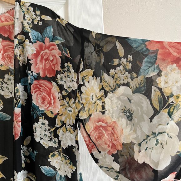Sheer Floral Kimono - Picture 3 of 5